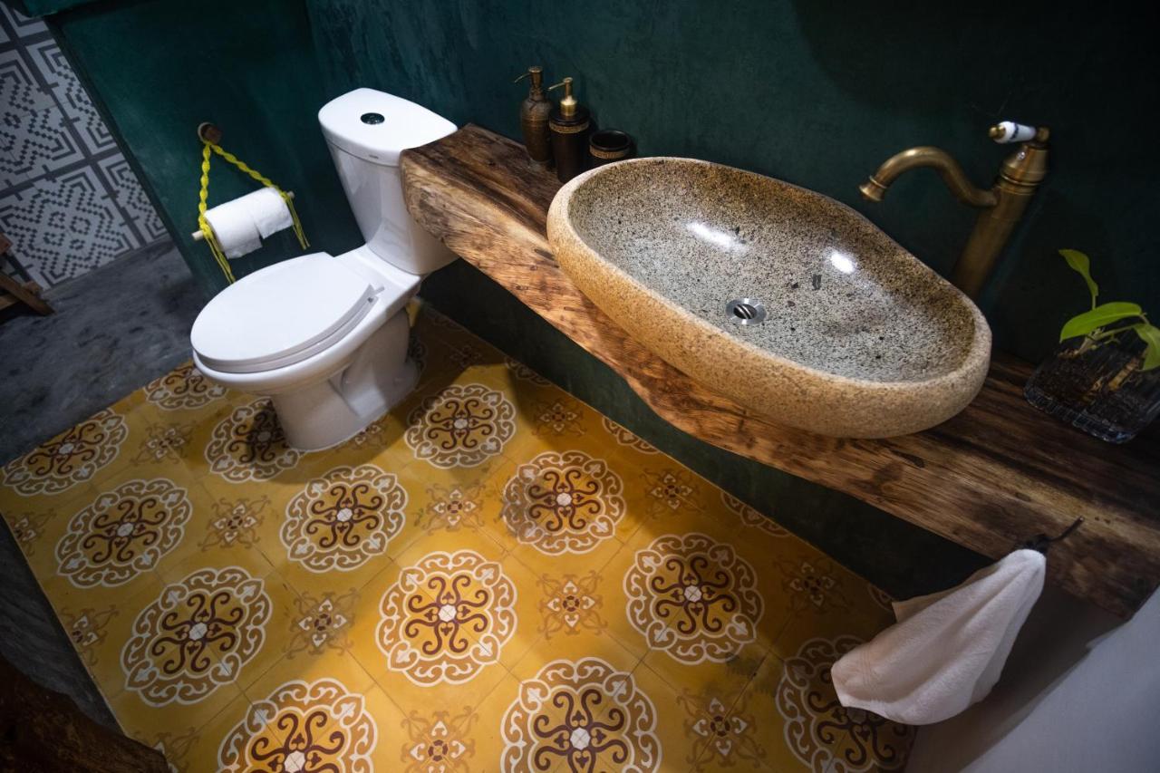 Leranda Homestay Hue Exteriör bild