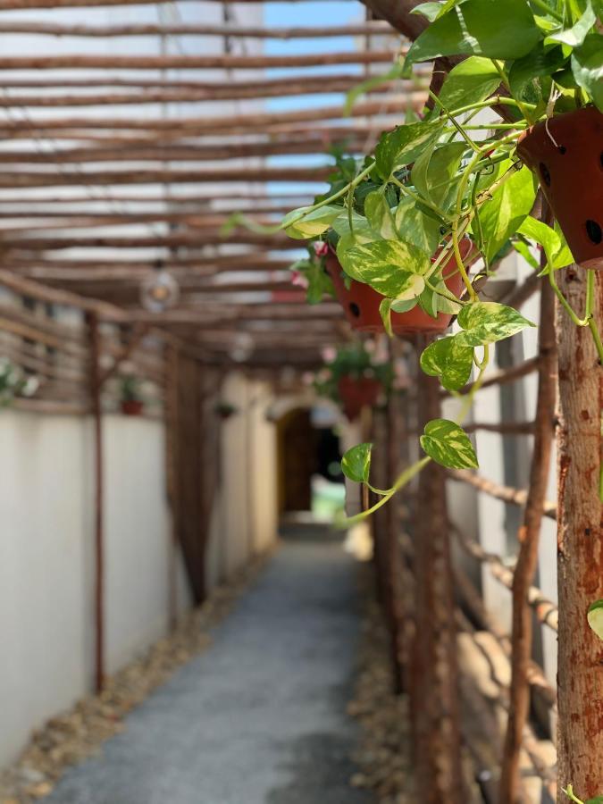 Leranda Homestay Hue Exteriör bild
