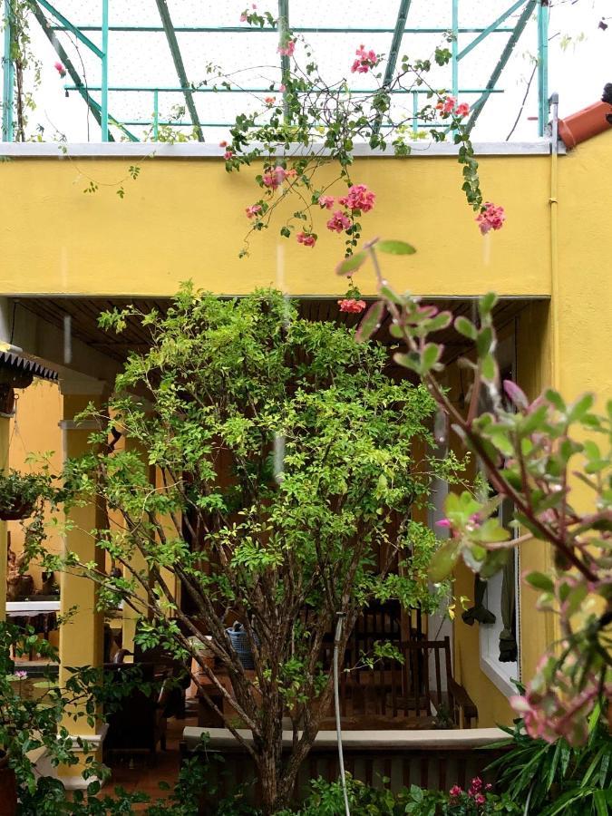Leranda Homestay Hue Exteriör bild